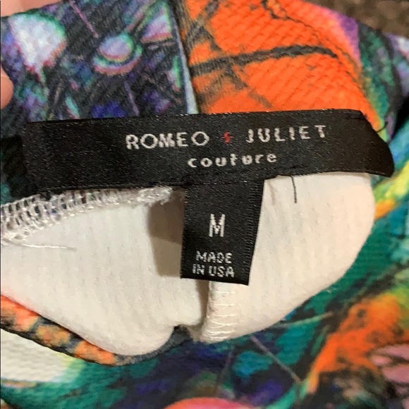 Romeo + Juliet couture colorful mini skirt medium - Picture 5 of 5